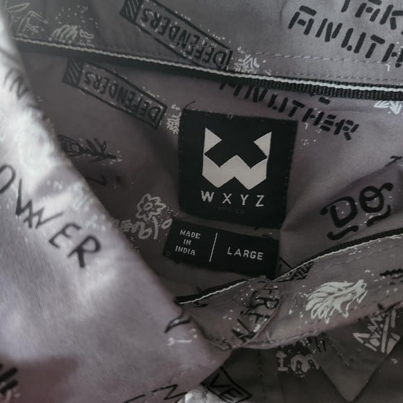 WXYZ Men's Large Button Down Shirt - Picture 10 of 12